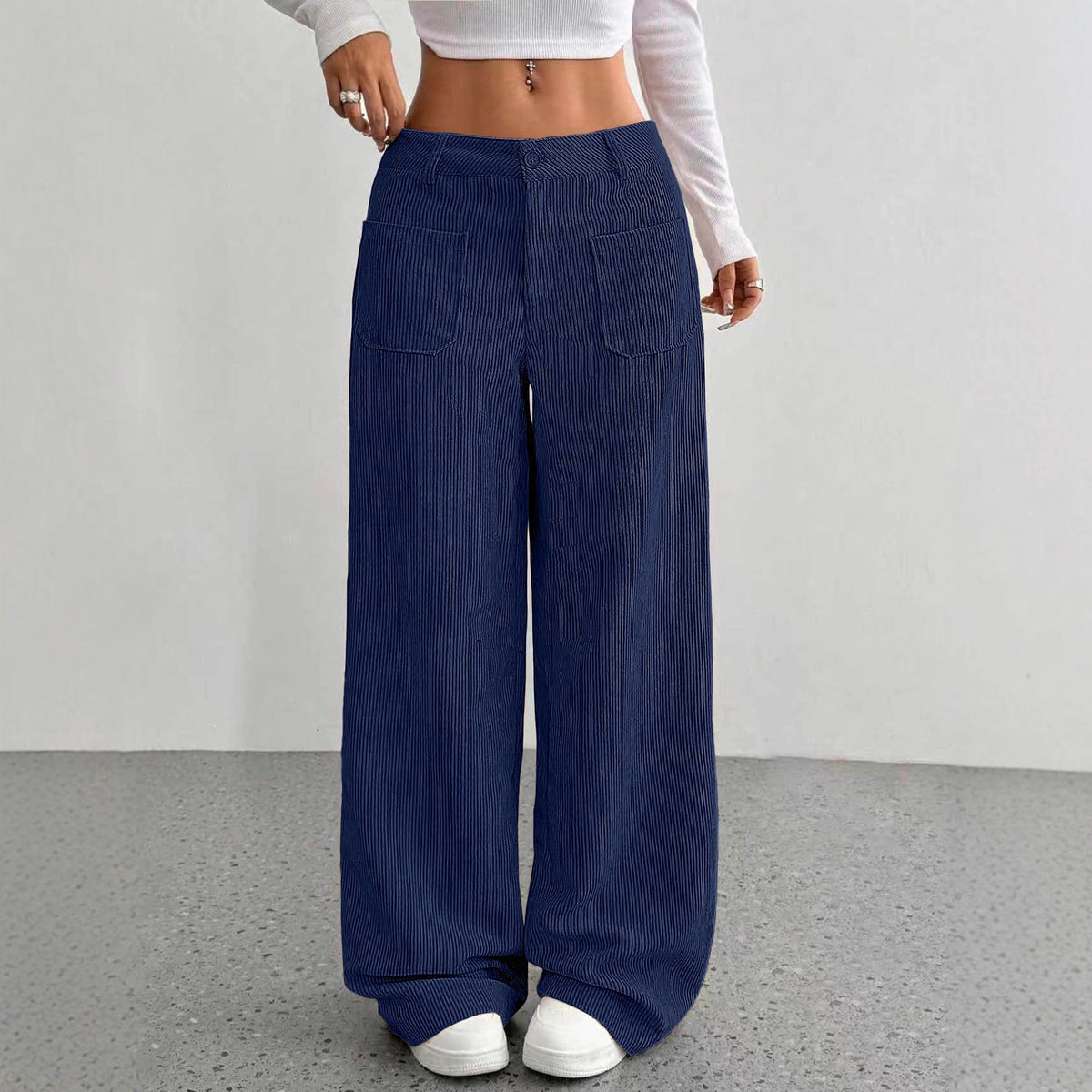 Wide-Body Leg Girl